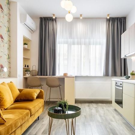 Executive Suites In Center Букурещ Екстериор снимка